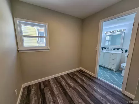 112 Pine, Munising, MI 49862 photo 8