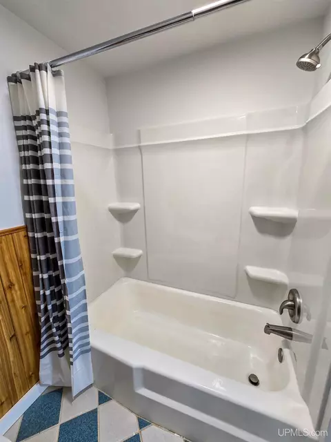 112 Pine, Munising, MI 49862 photo 18