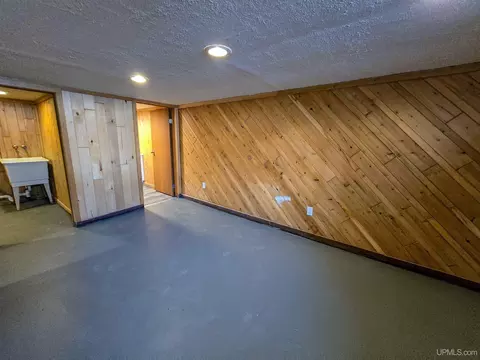 112 Pine, Munising, MI 49862 photo 19