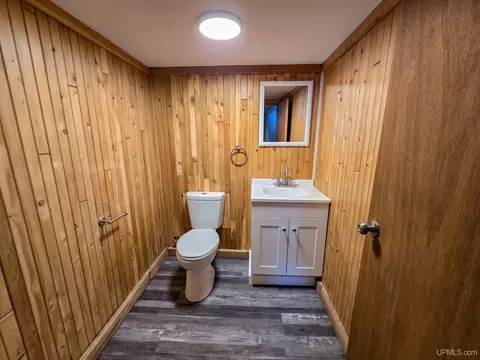 112 Pine, Munising, MI 49862 photo 20