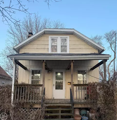 114 South Mt, Clemens, MI 48043