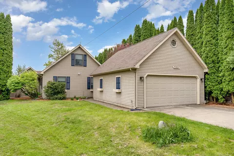 5313 S S Pne, Beaverton, MI 48612