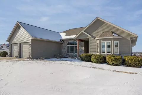 2694 S Fraser, Kawkawlin, MI 48631 photo 3