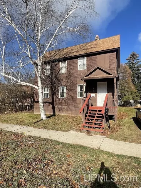 305 E Truman, Newberry, MI 49868