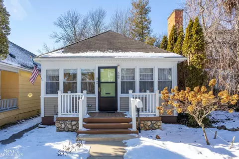 589 Neff, Grosse Pointe, MI 48230 photo 31