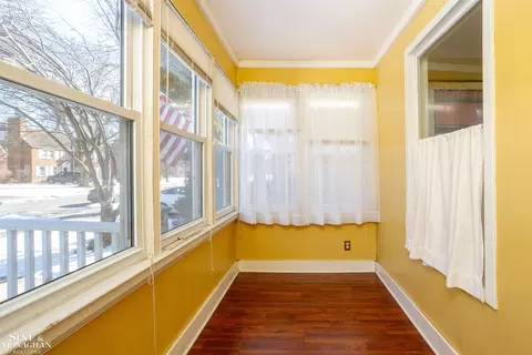 589 Neff, Grosse Pointe, MI 48230 photo 4