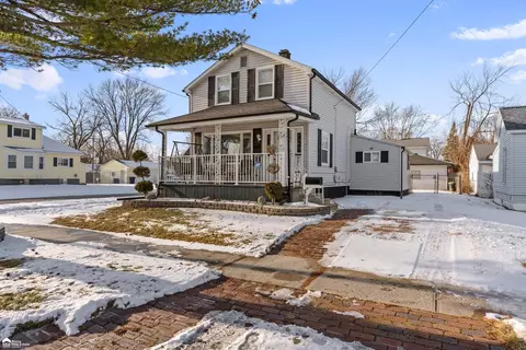 301 N Bates, Saginaw, MI 48602