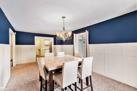 Dining - 5092 Mobile, Flint, MI 48507 photo 2 of 3
