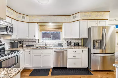 Kitchen - 5092 Mobile, Flint, MI 48507 photo 1 of 3