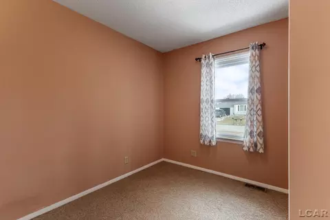 Bedroom - 1006 Willow, Tecumseh, MI 49286 photo 2 of 5
