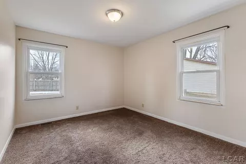 Bedroom - 1006 Willow, Tecumseh, MI 49286 photo 5 of 5