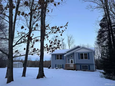 618 N Maple Hl, Gwinn, MI 49841
