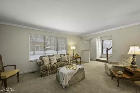 1223 Grayton, Grosse Pointe Park, MI 48230 photo 4