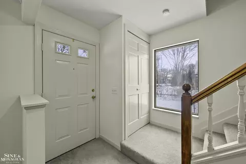 1223 Grayton, Grosse Pointe Park, MI 48230 photo 2