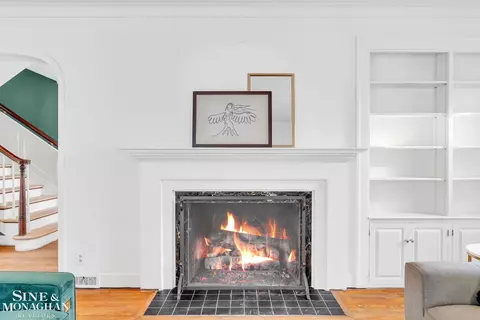 Living - 961 N Riverside, Saint Clair, MI 48079 photo 2 of 2