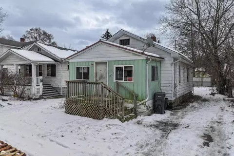 847 Ossington, Flint, MI 48507