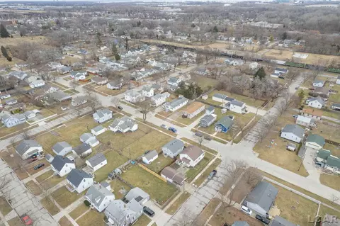 View/Area - 832 Reisig, Monroe, MI 48161 photo 6 of 6
