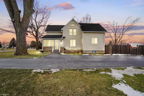 1721 Carleton Rockwood, Carleton, MI 48117