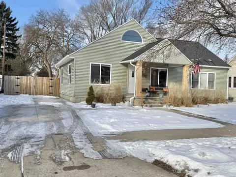 410 Scheurmann, Essexville, MI 48732