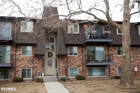 333 Riviera #333, Saint Clair Shores, MI 48080