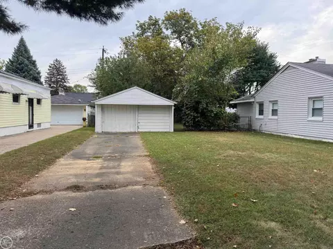 000 Clifton, Royal Oak, MI 48073