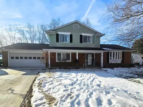 434 Dutch Ml, Flushing, MI 48433