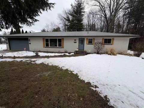 4272 Parker, Fort Gratiot, MI 48059