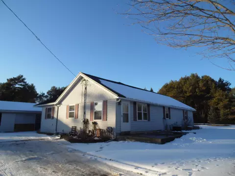1141 Chappel Dm, Gladwin, MI 48624 photo 2