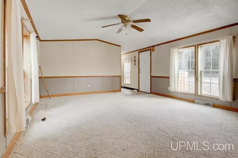 Living - n2705 River Drive, Wallace, MI 49893 photo 3 of 4