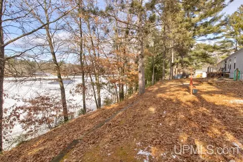 Exterior - n2705 River Drive, Wallace, MI 49893 photo 4 of 4