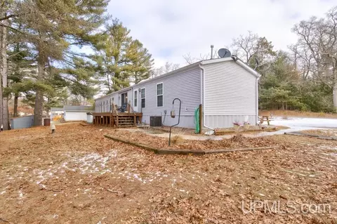 Exterior - n2705 River Drive, Wallace, MI 49893 photo 1 of 4