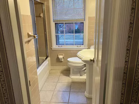 1050 Harvard, Grosse Pointe, MI 48230 photo 27