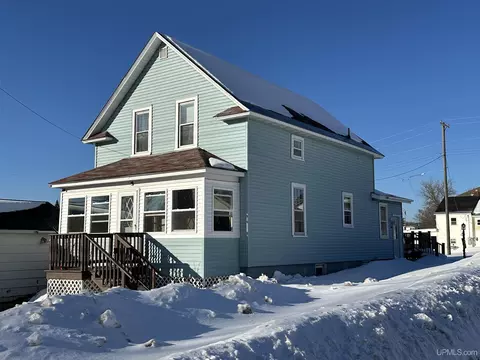 305 Nunnemacher, Wakefield, MI 49968