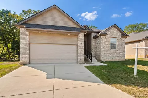 607 Shadow Brooke, Tecumseh, MI 49286