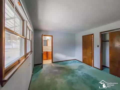 10377 Grafton, Carleton, MI 48117 photo 22