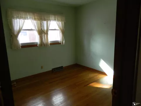 652 Godfroy, Monroe, MI 48162 photo 11