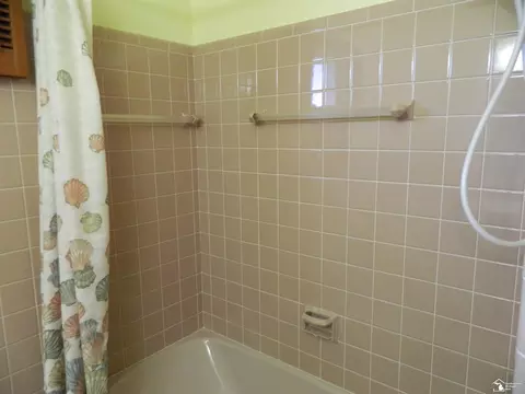 652 Godfroy, Monroe, MI 48162 photo 8