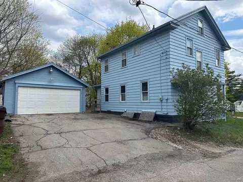 118 W Beecher, Adrian, MI 49221