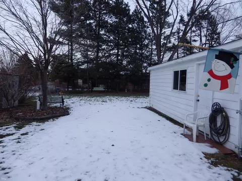 Exterior - 25828 Pine Vw, Warren, MI 48091 photo 7 of 8