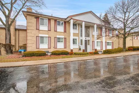 29225 Hayes #I10, Warren, MI 48088