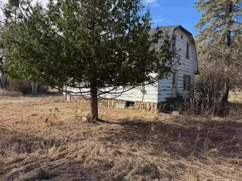 2275 N Bard, Gladwin, MI 48624
