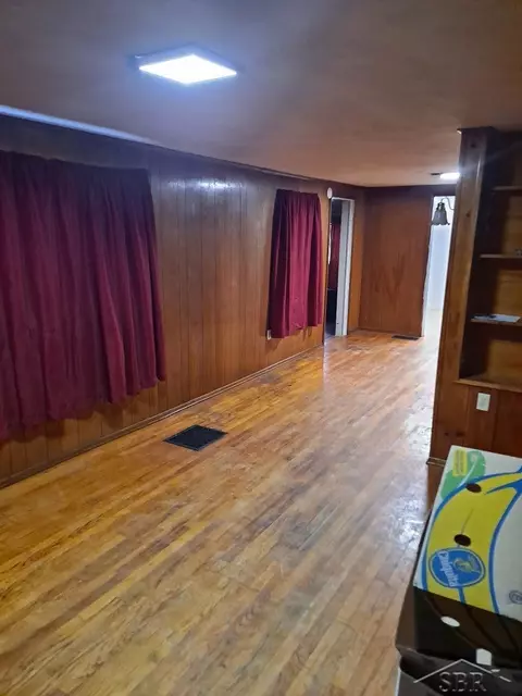 Entry Way - 409 Quarry, Jackson, MI 49201 photo 2 of 5