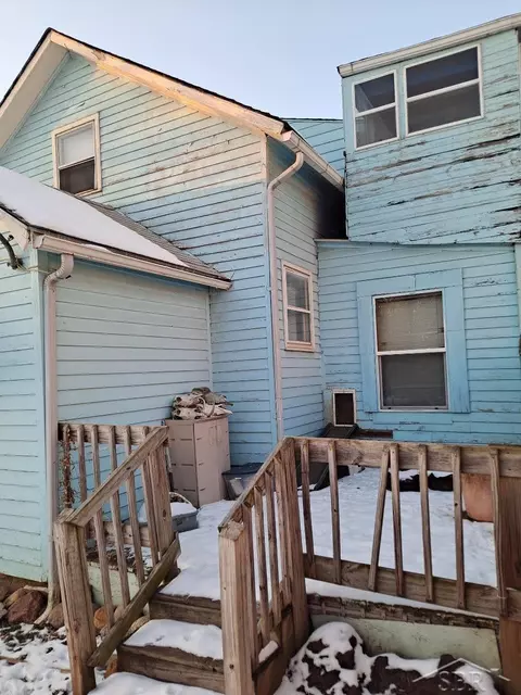 Exterior - 409 Quarry, Jackson, MI 49201 photo 1 of 6
