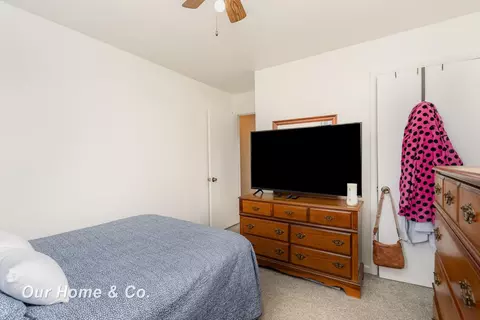 Bedroom - 6289 Birchview, Saginaw, MI 48609 photo 2 of 6