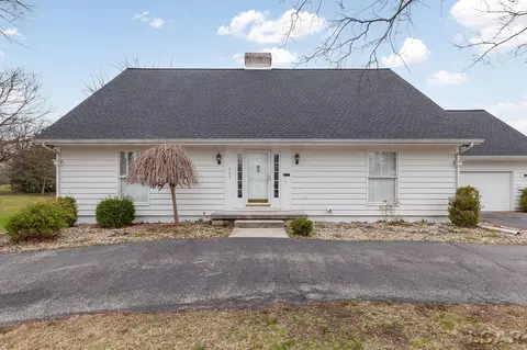 565 Budlong, Adrian, MI 49221