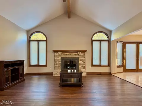 Living - 46914 Barbara, Macomb, MI 48044 photo 2 of 3