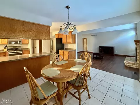 Dining - 46914 Barbara, Macomb, MI 48044 photo 1 of 2