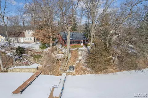 12465 Crystal Lake Dr, Cement City, MI 49233