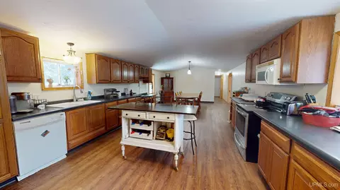 685 Amanda, Ishpeming, MI 49849 photo 12