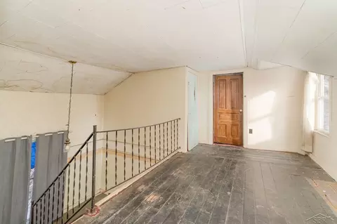 Entry Way - 429 E Ctr, Omer, MI 48749 photo 2 of 2